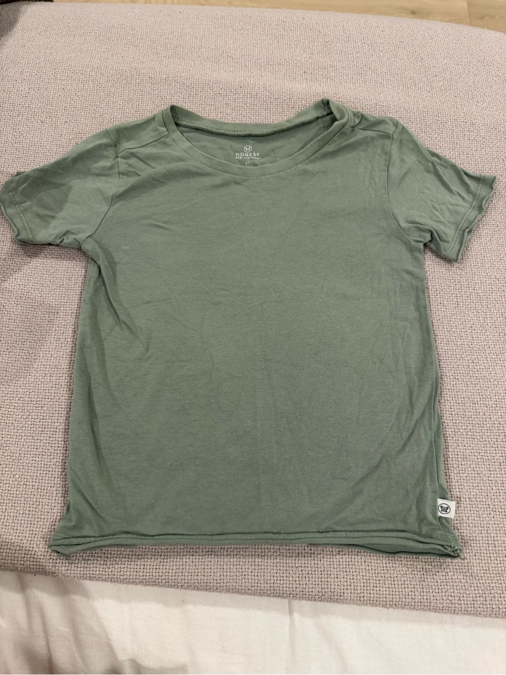 The Honest Company Kids Short Sleeve Tee in Sage Green